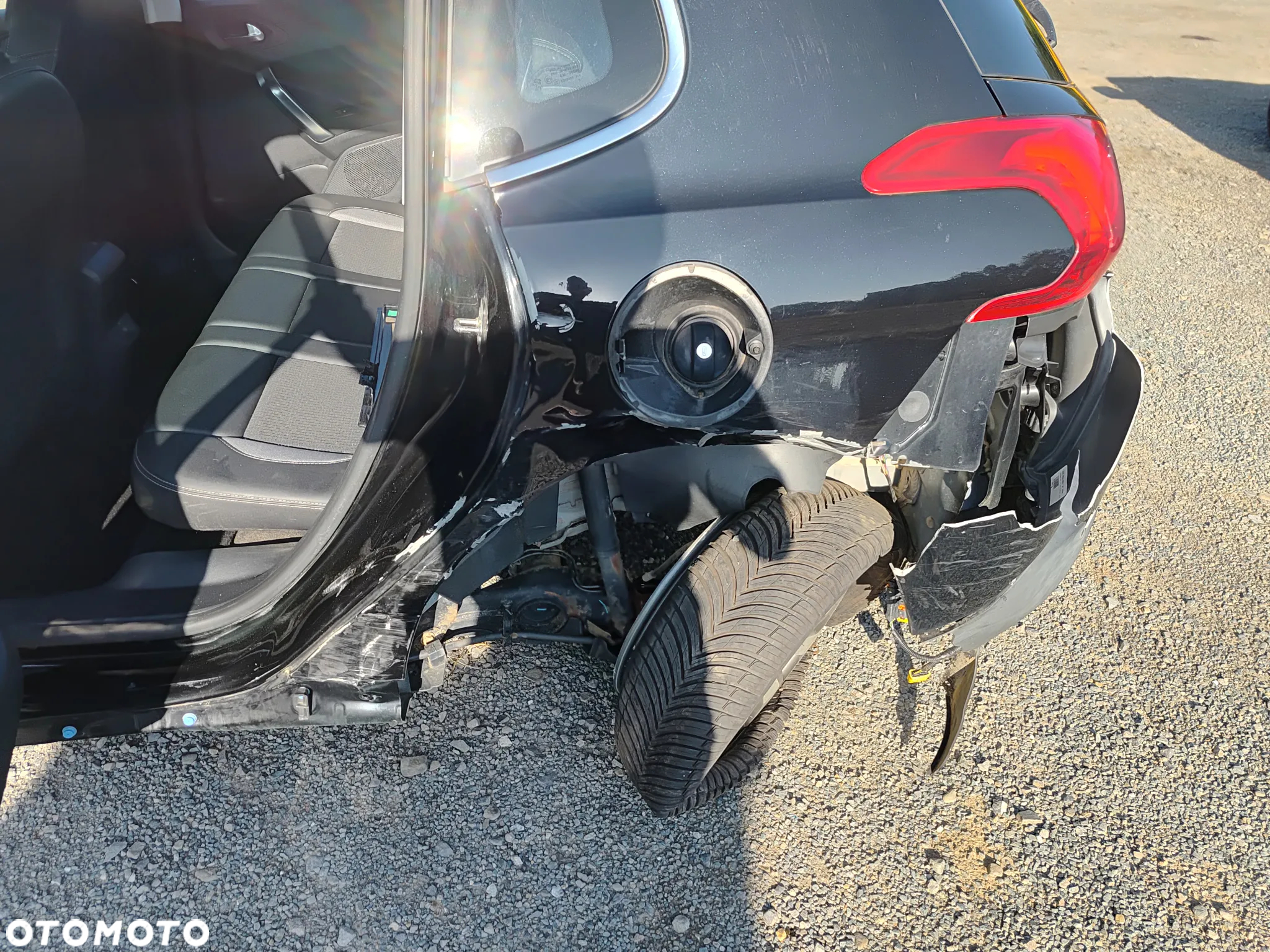 Peugeot 2008 e-HDi FAP 92 EGS6 STOP & START Allure - 9