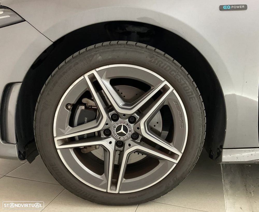 Mercedes-Benz A 250 e AMG Line - 19