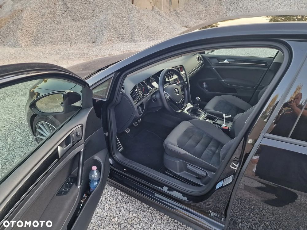 Volkswagen Golf 2.0 TDI 4Motion BlueMotion Technology Highline - 8