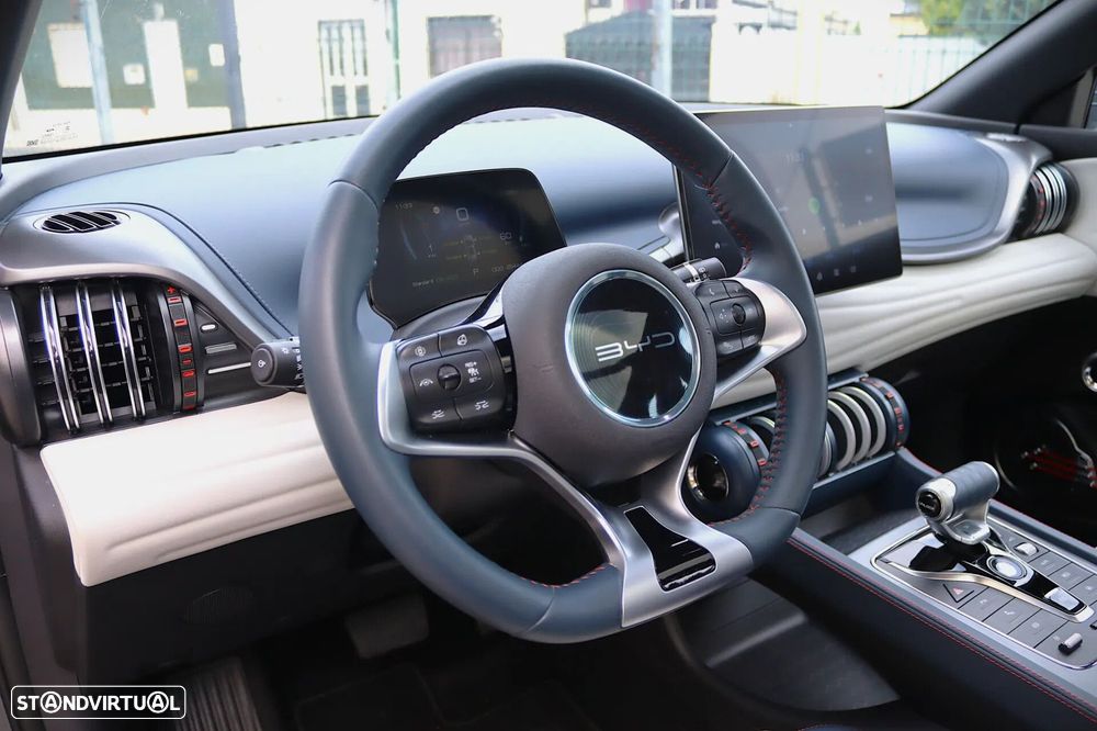 BYD Atto 3 - 16