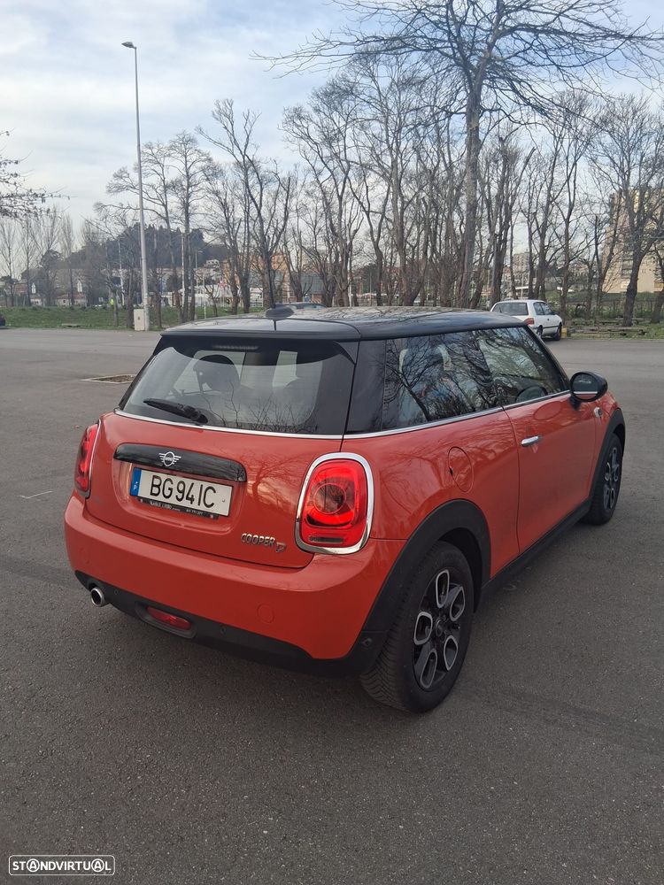 MINI 3 Portas Cooper D Auto - 10