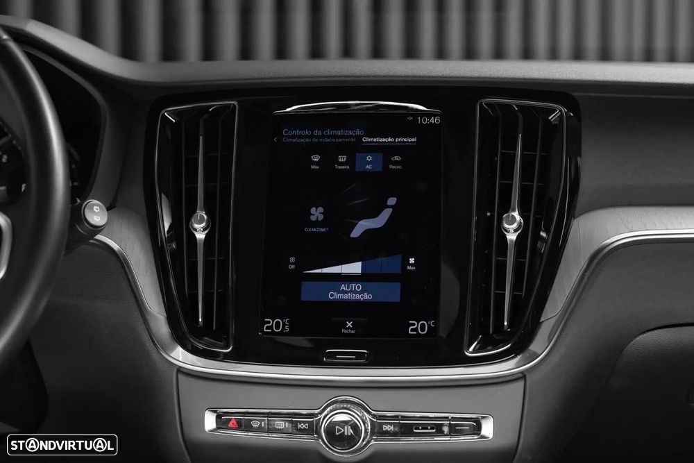 Volvo V60 2.0 B4 Momentum Geartronic - 19