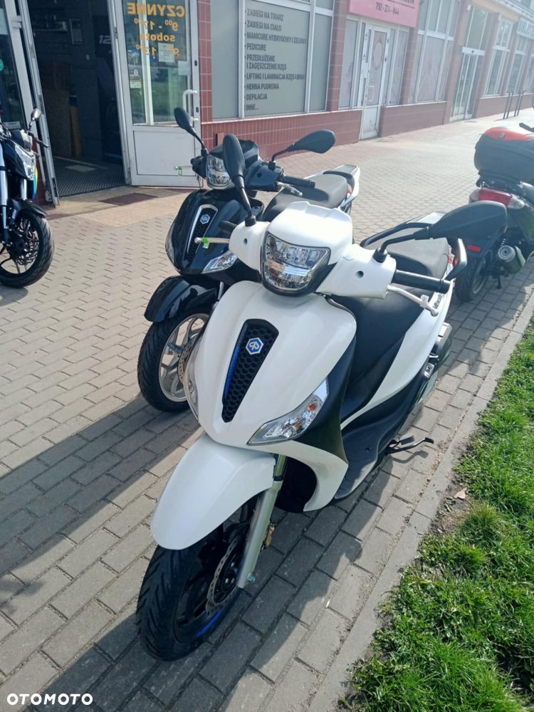 Piaggio Medley - 4