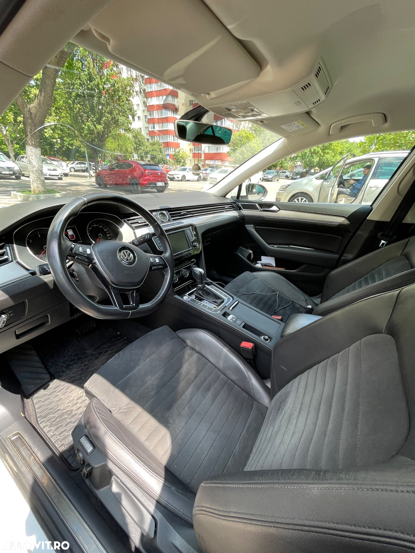 Volkswagen Passat 1.6 TDI (BlueMotion Technology) DSG Trendline - 6