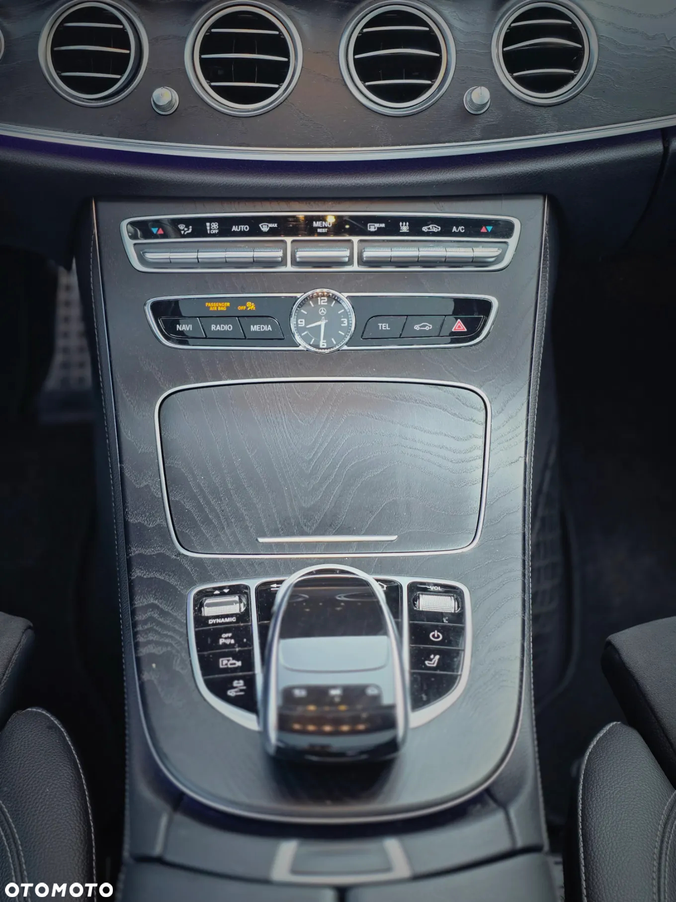 Mercedes-Benz Klasa E 300 de T 9G-TRONIC AMG Line - 27