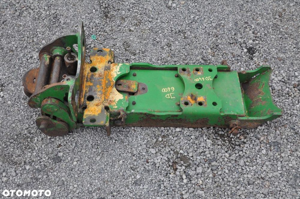 ZACZEP DOLNY JOHN DEERE 6600 - 1