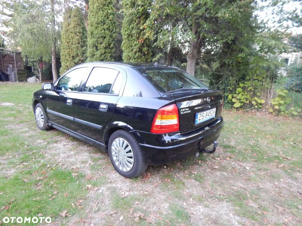 Opel Astra III 1.4 Elegance - 4