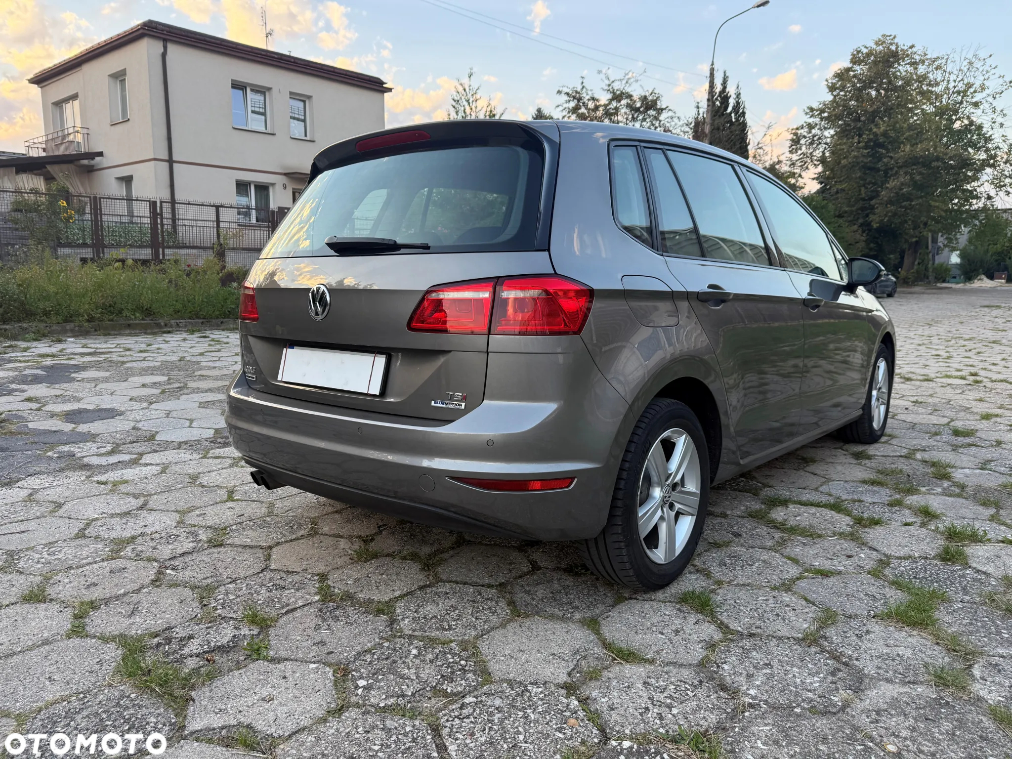 Volkswagen Golf Sportsvan VII SV 1.4 TSI BMT Highline - 4