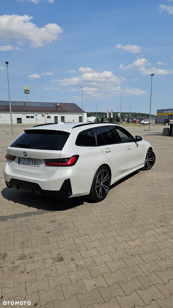 BMW Seria 3 320d xDrive mHEV M Sport - 11