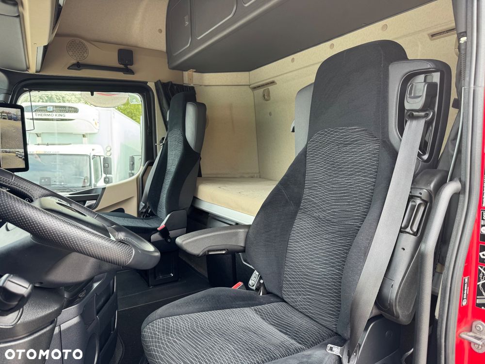 Mercedes-Benz Actros - 19