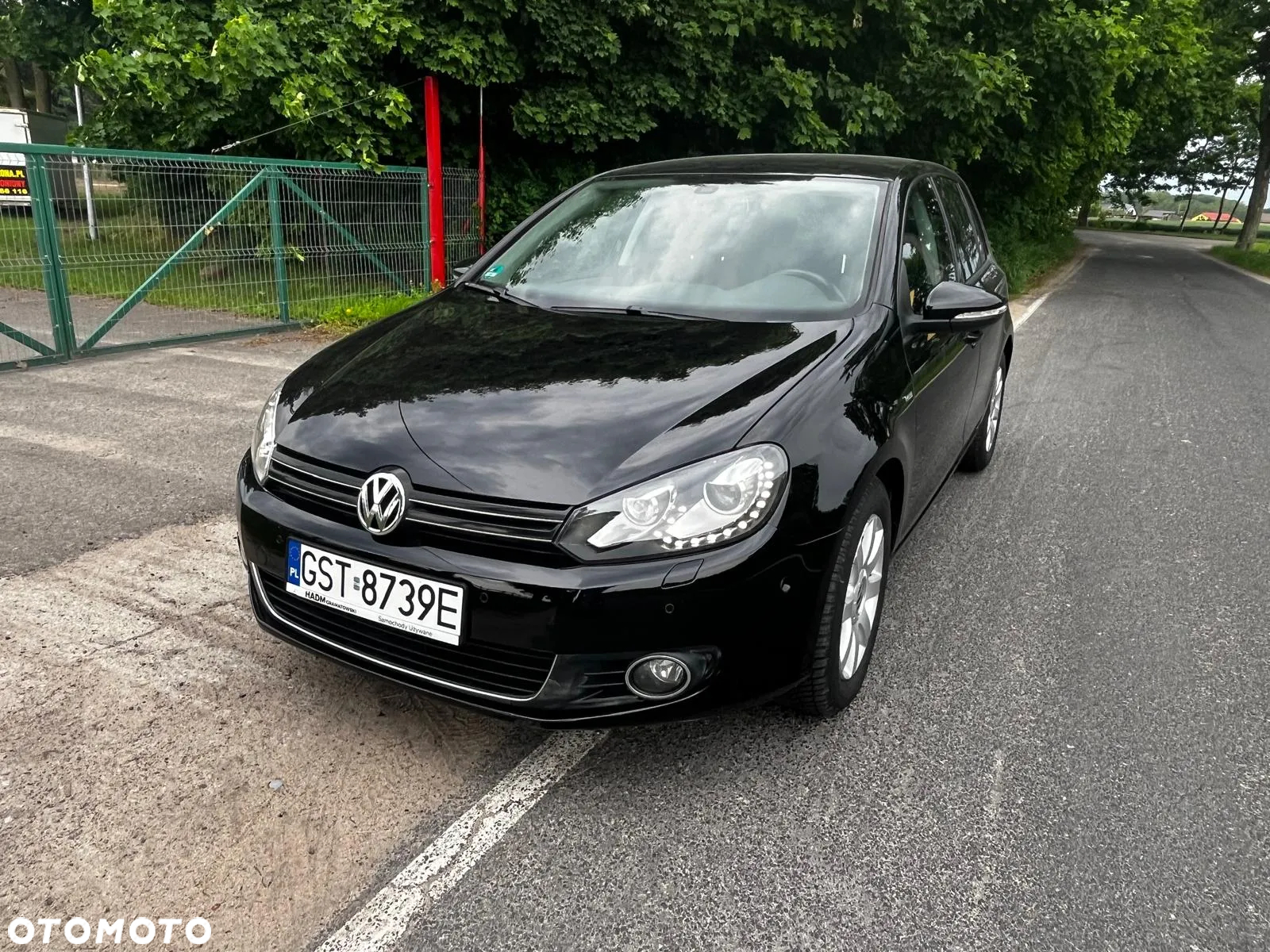 Volkswagen Golf 2.0 TDI DPF BlueMotion Technology DSG MATCH - 4