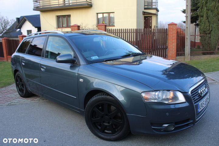 Audi A4 Limousine - 18