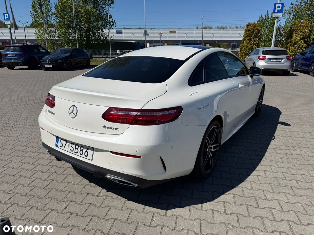 Mercedes-Benz Klasa E 220 d 4-Matic 9G-TRONIC - 5