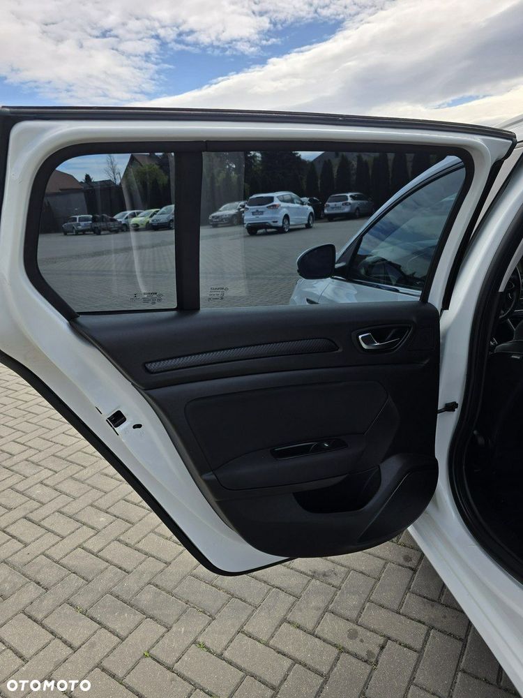 Renault Megane - 17