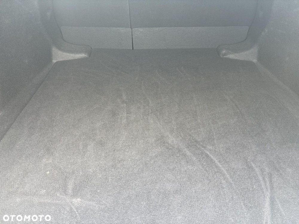 Toyota Corolla 1.6 Comfort - 14