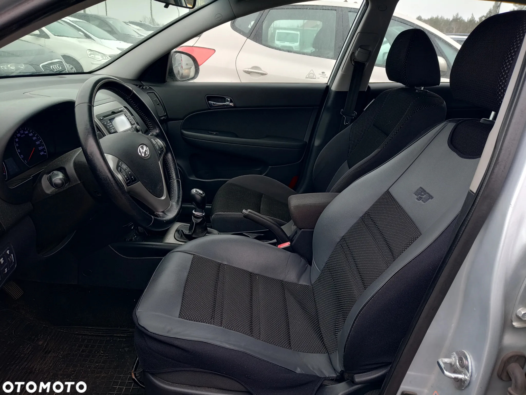 Hyundai i30 1.6 CRDI blue Classic - 11