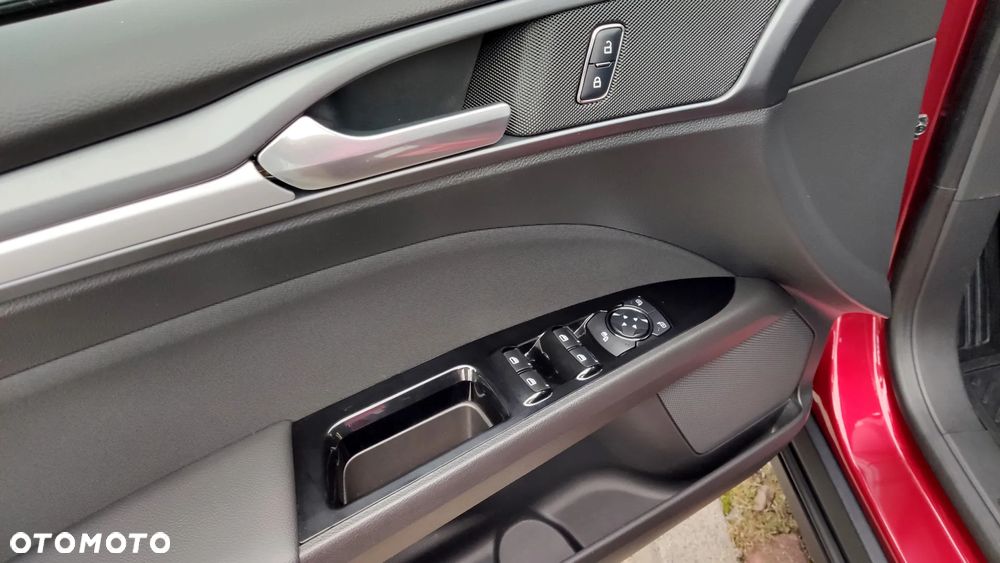Ford Mondeo 1.5 EcoBoost Gold Edition - 18