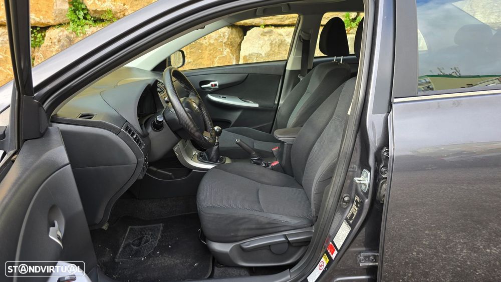 Toyota Corolla 1.4 D-4D - 20