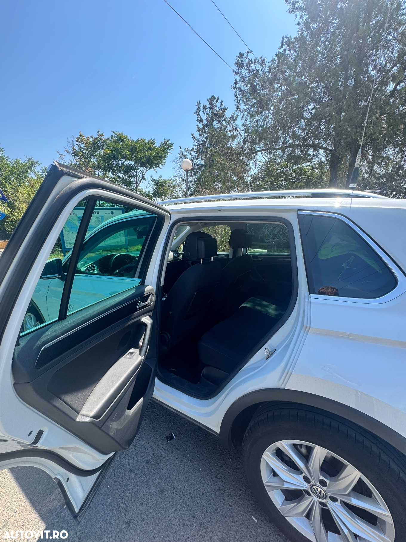 Volkswagen Tiguan 2.0 TDI 4Mot DSG Highline - 2