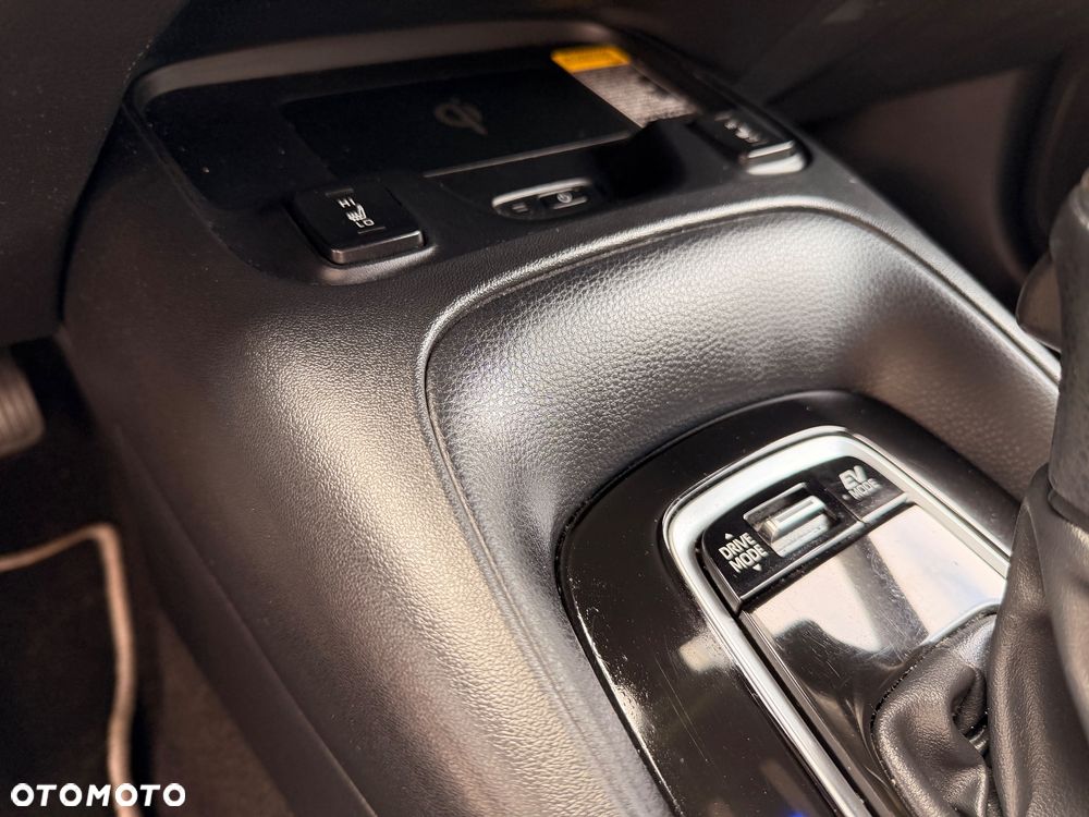 Toyota Corolla 1.8 Hybrid Comfort - 21