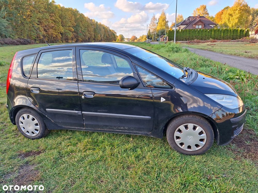 Mitsubishi Colt 2005 photo 3