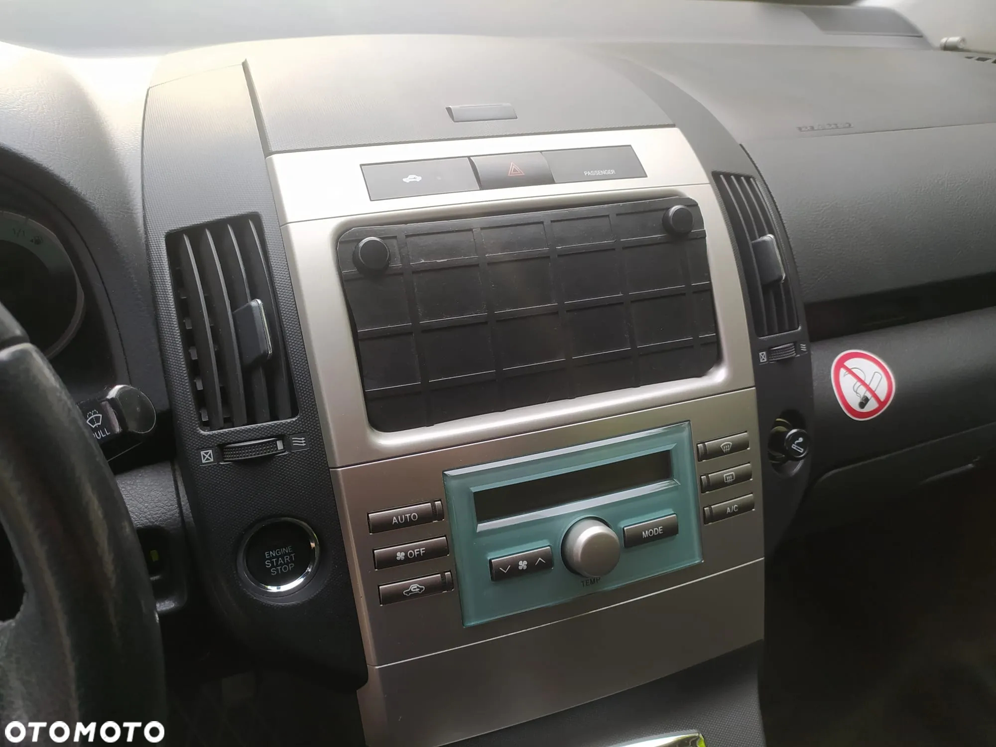 Toyota Corolla Verso 2.2 D-4D Terra 7os - 12