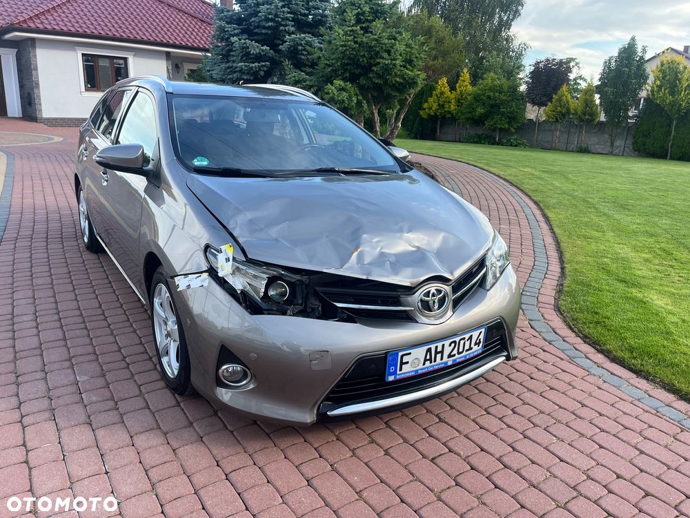 Toyota Auris 1.6 Valvematic Executive - 12
