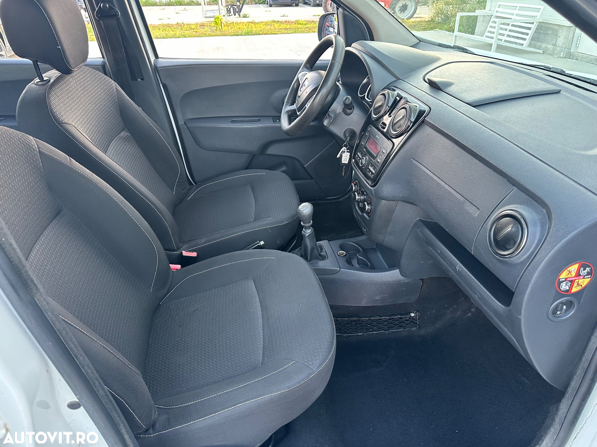 Dacia Lodgy 1.5 Blue dCi Ambiance - 17
