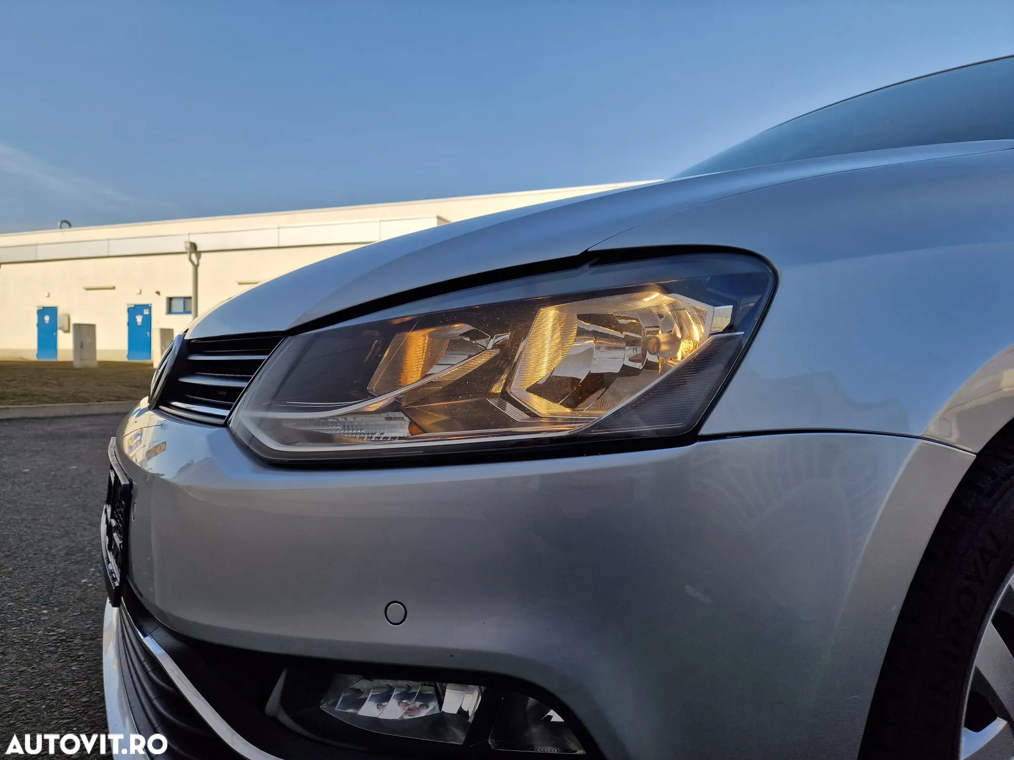 Volkswagen Polo 1.4 TDI (Blue Motion Technology) Comfortline - 24