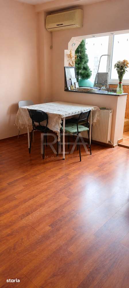 4 camere Chisinau decomandat, parcare, an 1981, 86 mp — fotografia 3