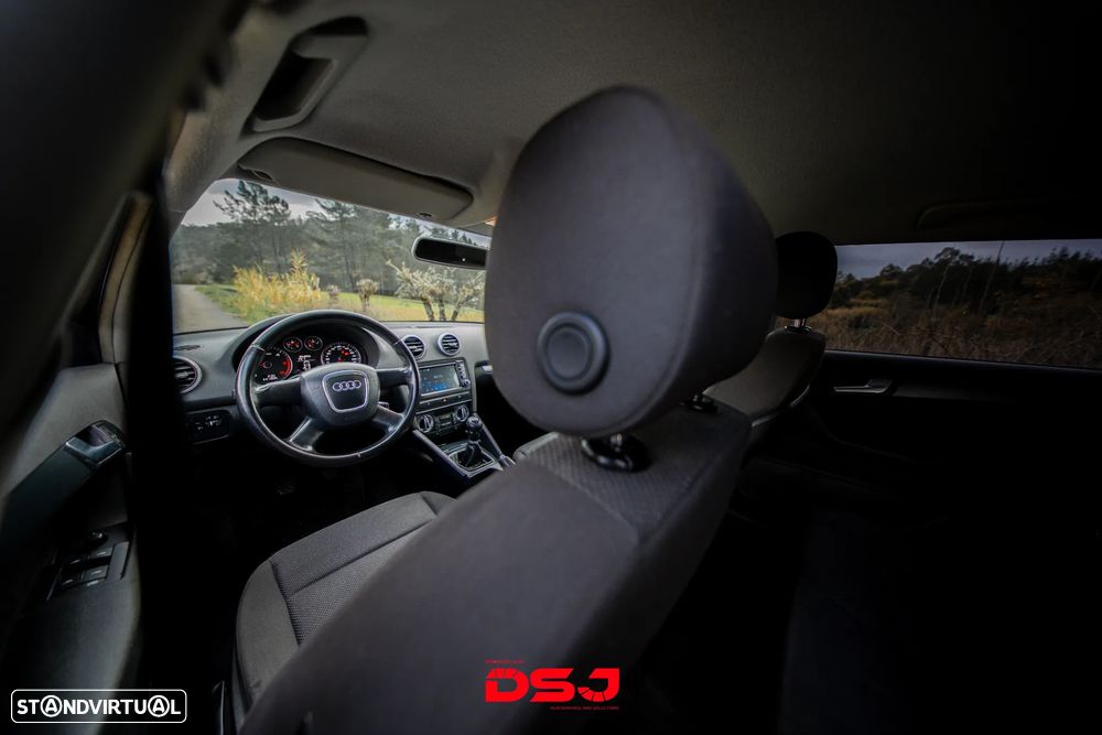 Audi A3 Sportback 1.9 TDi Attraction FPD - 14