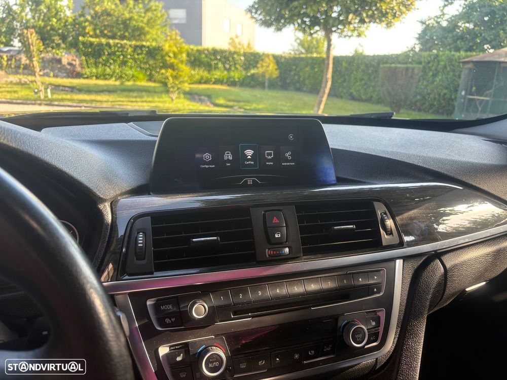 BMW 320 d Luxury Line - 8