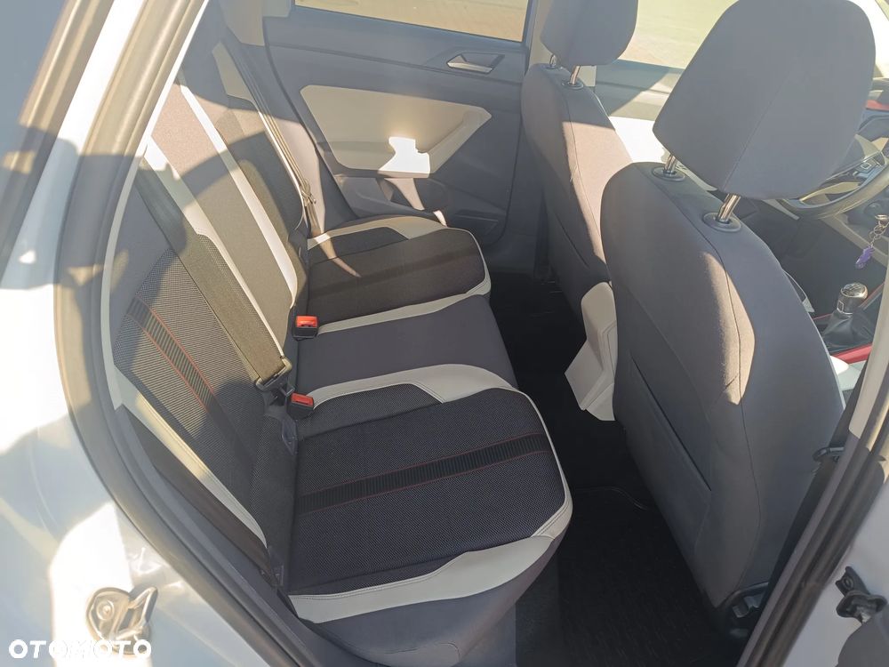 Volkswagen Polo 1.0 TSI Beats - 8