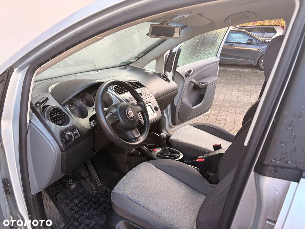 Seat Toledo 1.6 Reference - 12