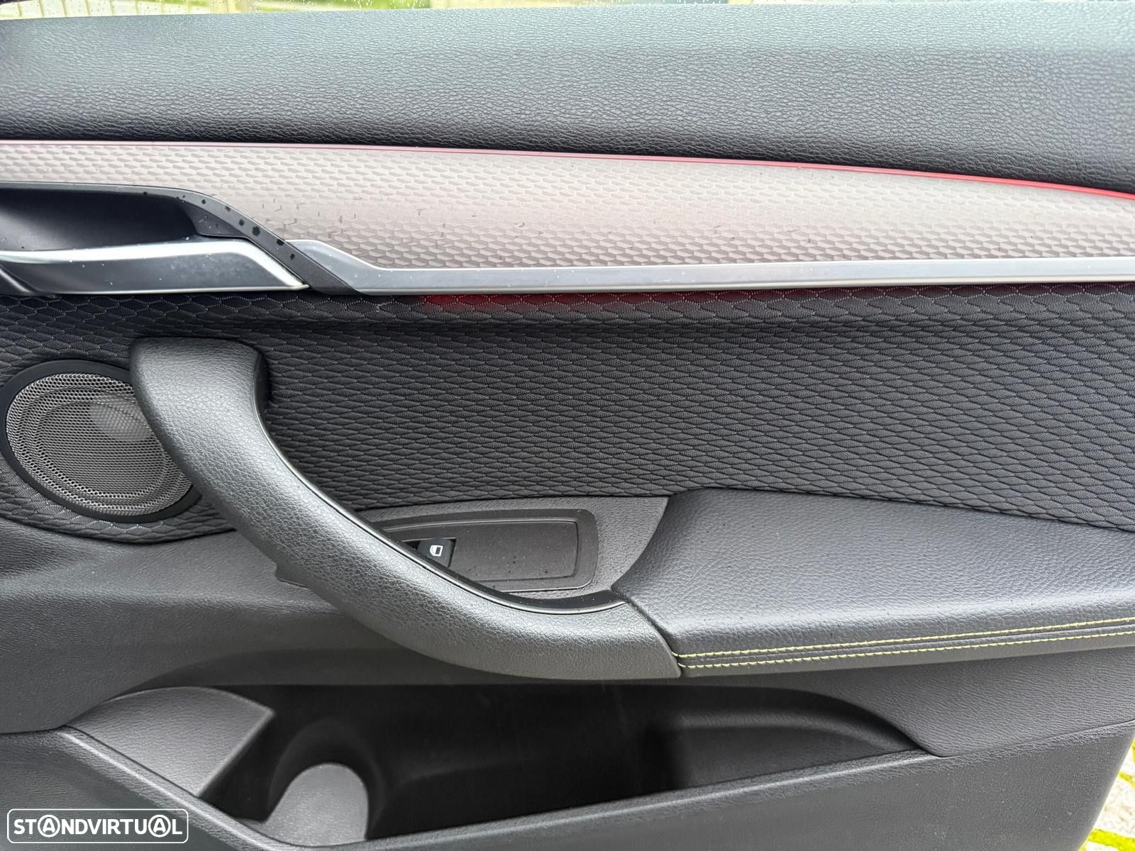 BMW X2 18 d sDrive Auto Pack M - 23