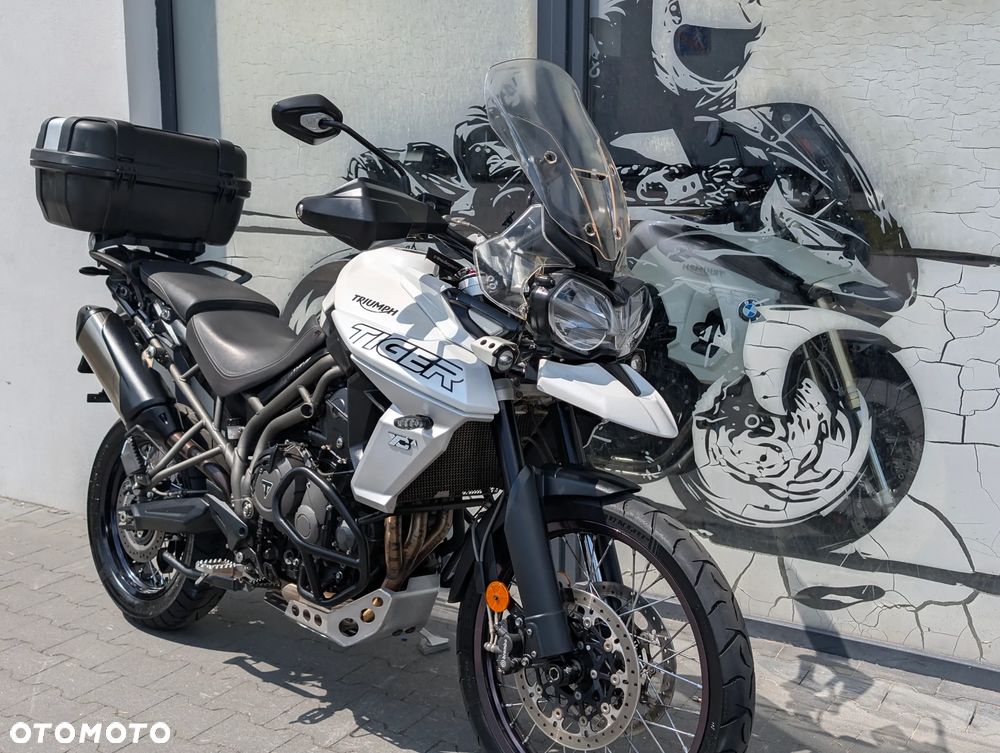 Triumph Tiger - 27