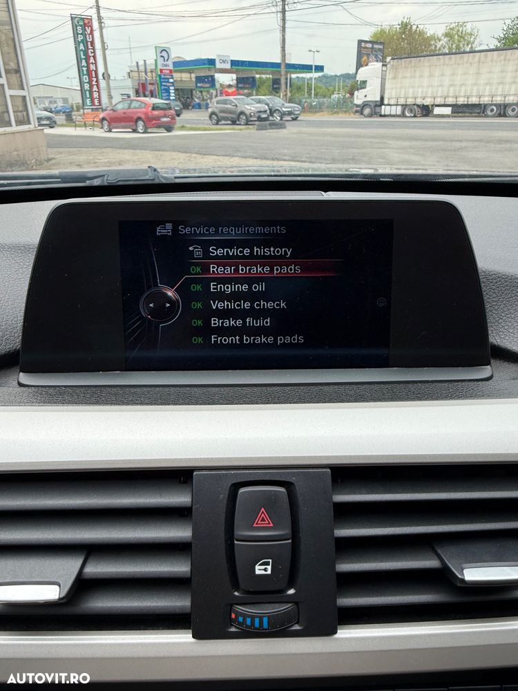 BMW Seria 3 320d Aut. Blue Performance Modern Line - 13