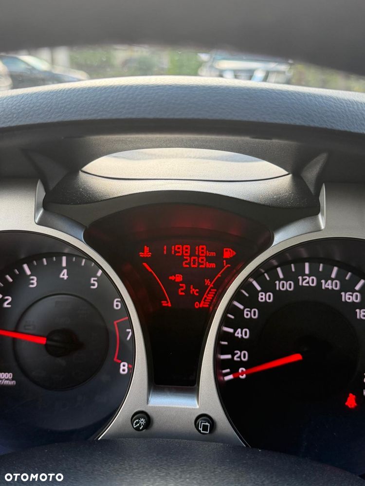 Nissan Juke 1.6 Visia S&S - 13