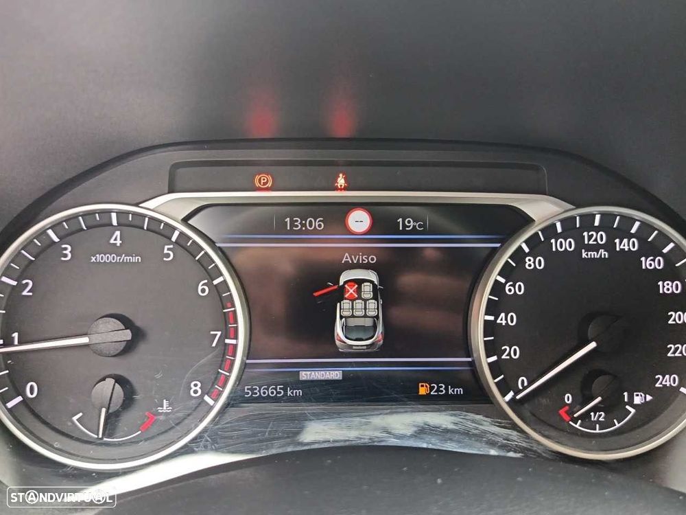 Nissan Juke 1.0 DIG-T Kiiro - 10