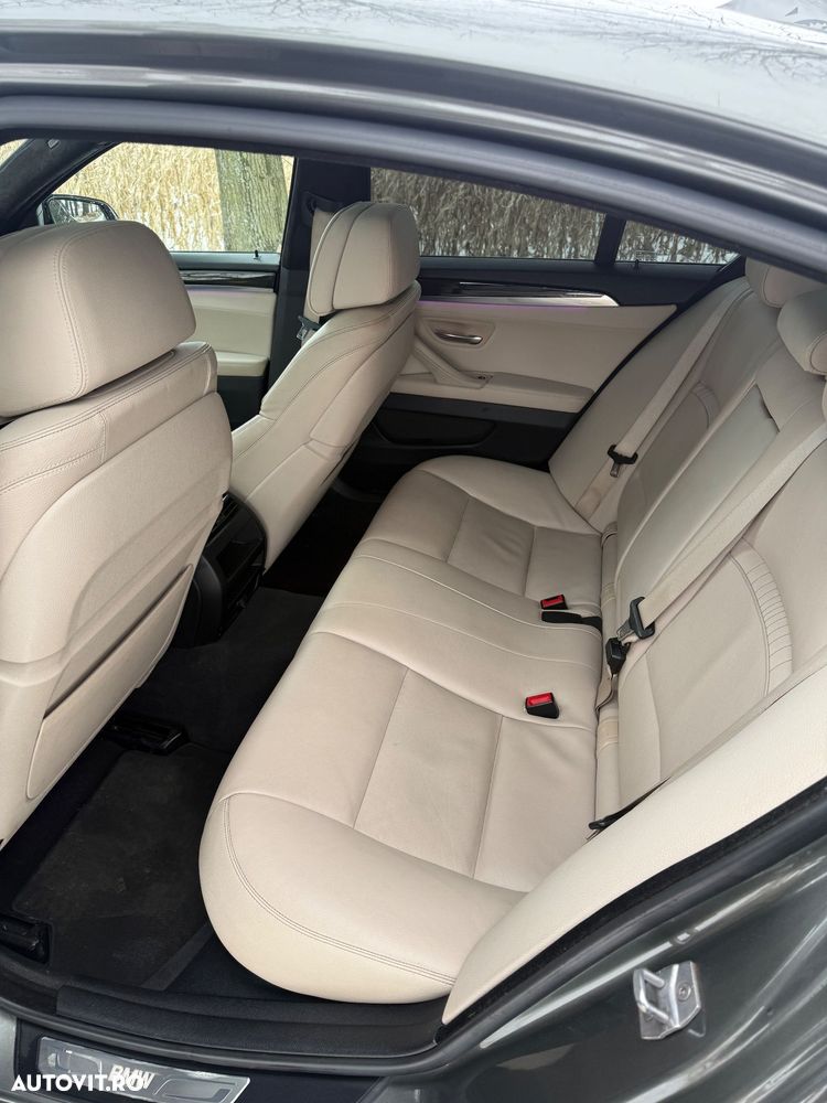 BMW Seria 5 520d Aut. Luxury Line - 8