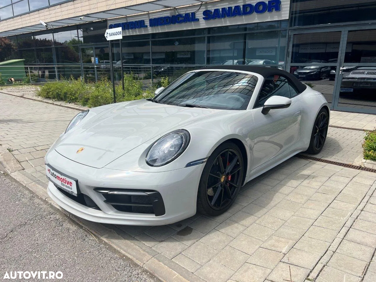Porsche 911 Carrera 4S Cabriolet PDK - 3