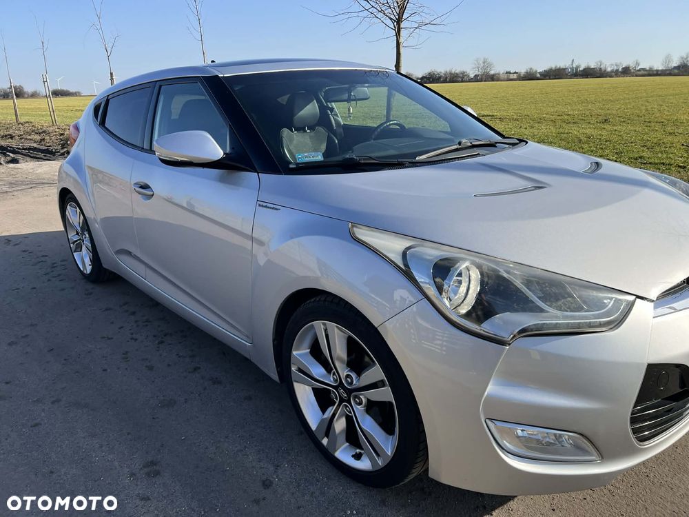 Hyundai Veloster 1.6 GDI Comfort - 3
