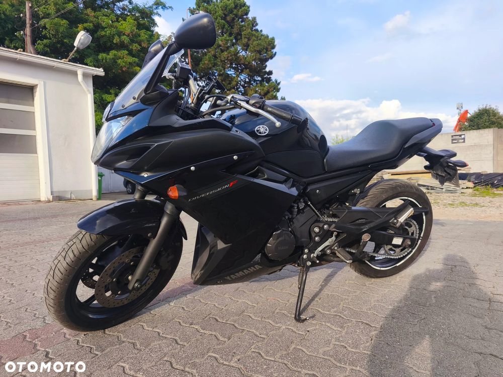 Yamaha XJ - 16