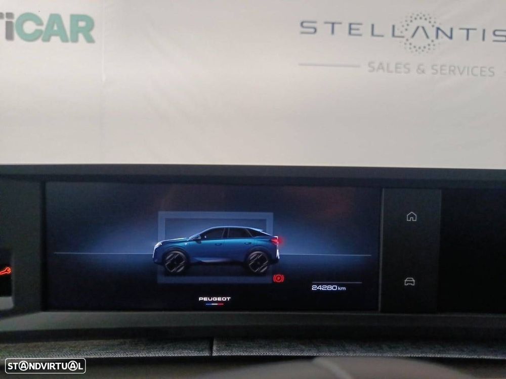 Peugeot 3008 1.2 Hybrid Allure e-DCS6 - 13