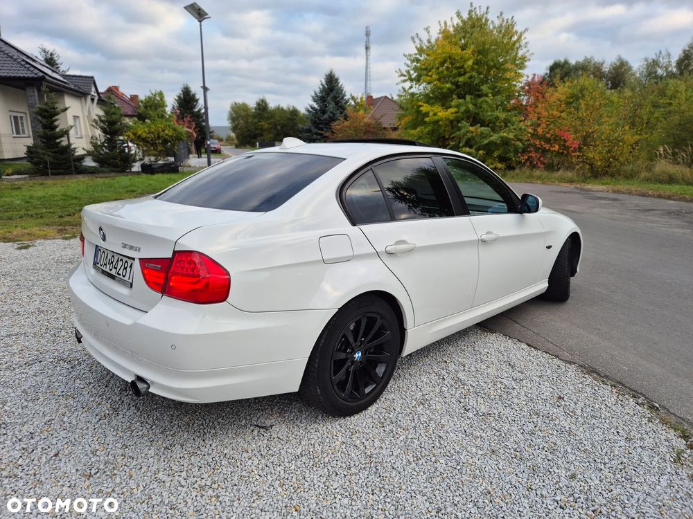BMW Seria 3 335i xDrive - 2