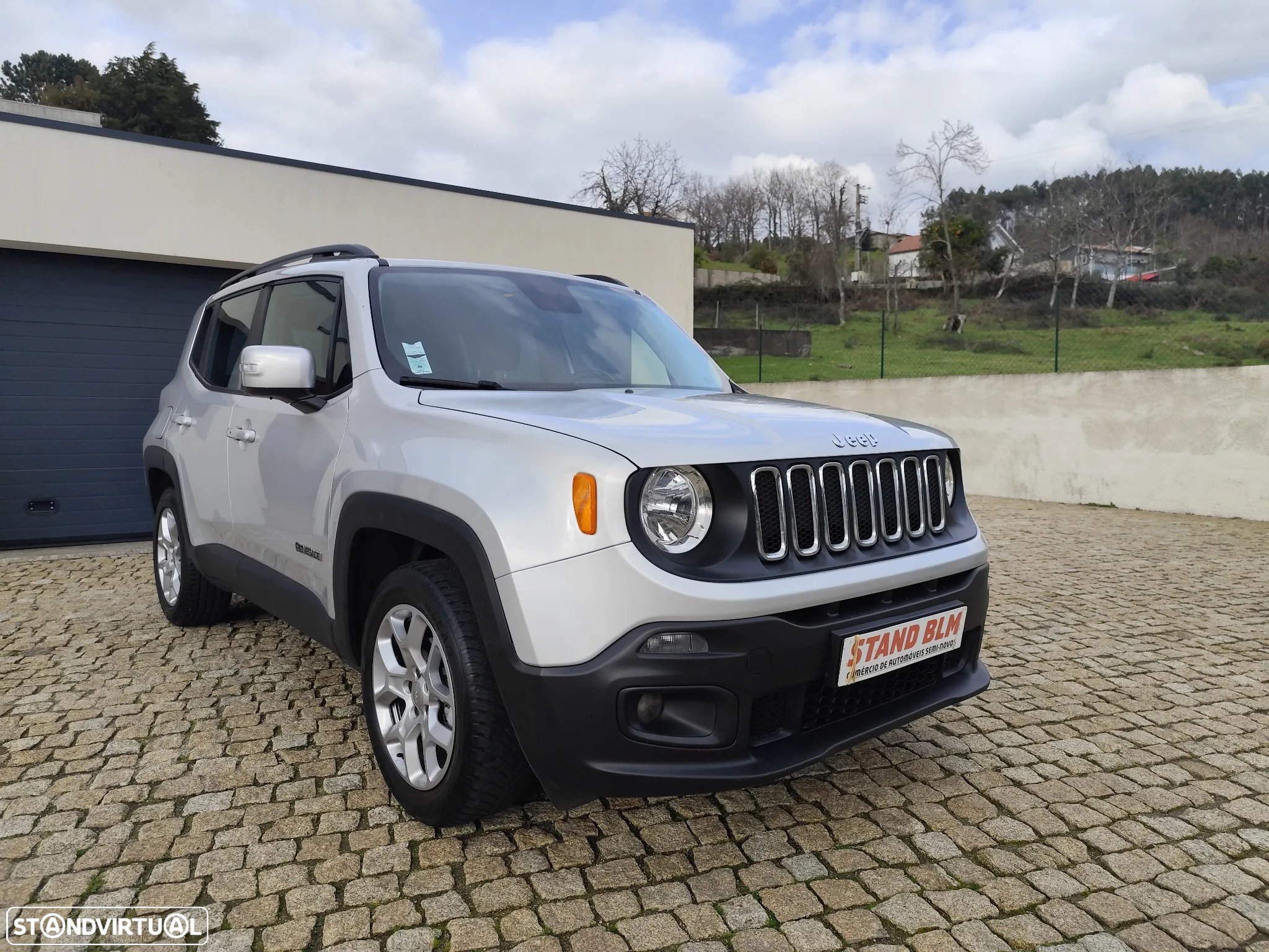 Jeep Renegade - 2
