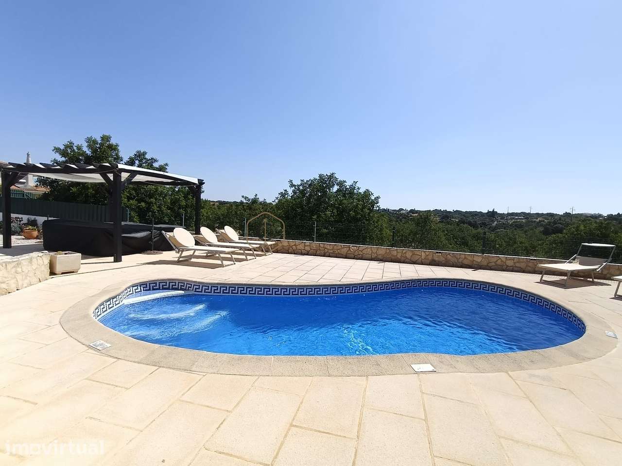 Guia, Albufeira - Moradia T3 com piscina, rooftop e "Guesthouse" - Grande imagem: 2/20