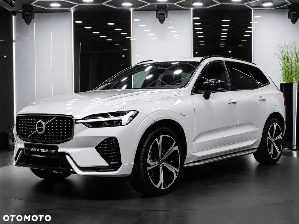 Volvo XC 60 T6 AWD Recharge Ultimate Black Edition - 3