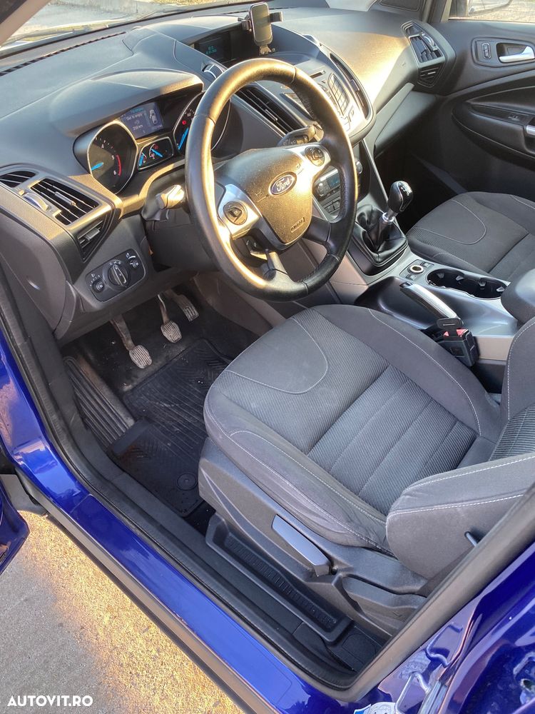 Ford Kuga 2.0 TDCi 4WD Titanium - 7