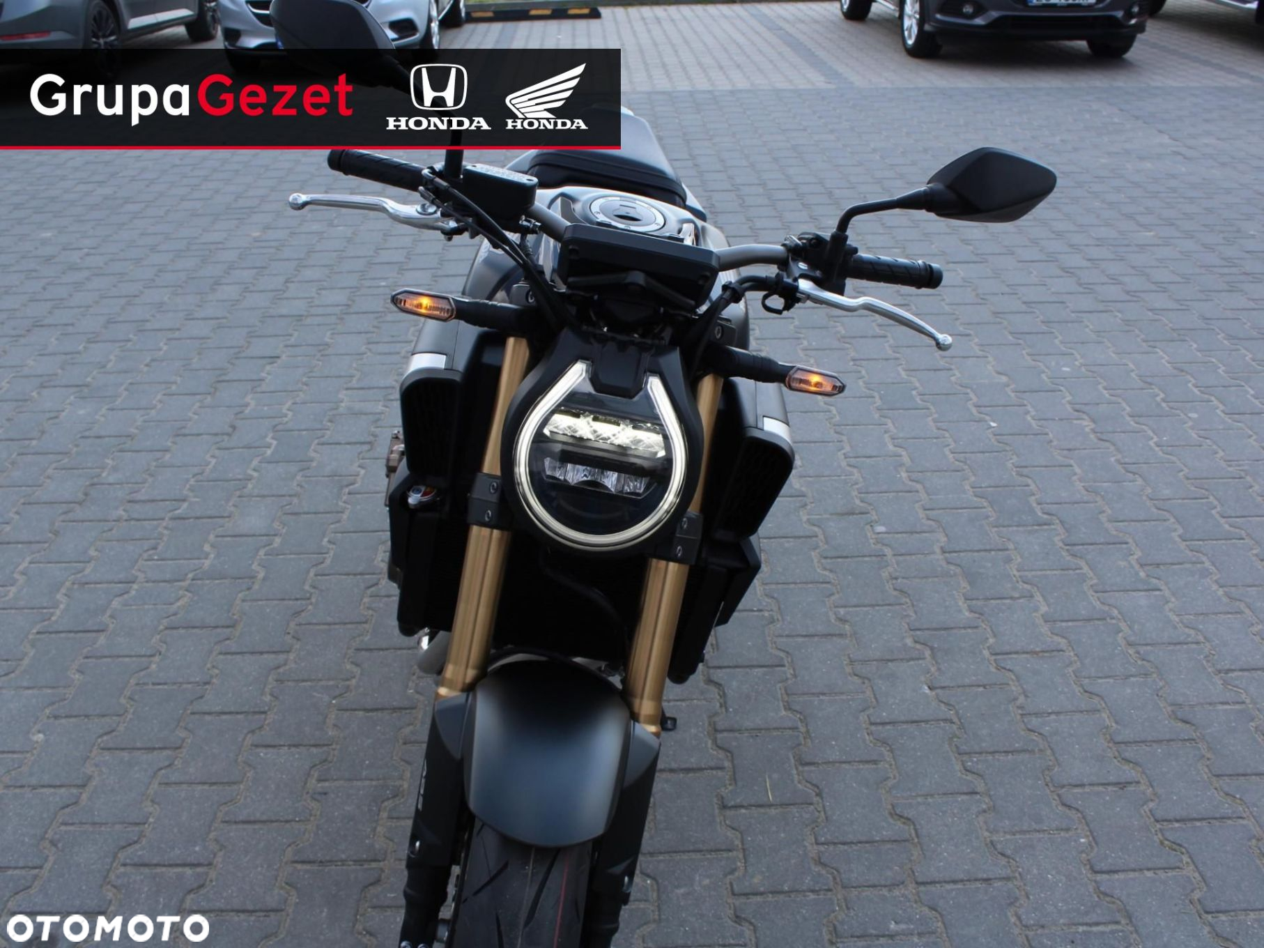 Honda CB - 10